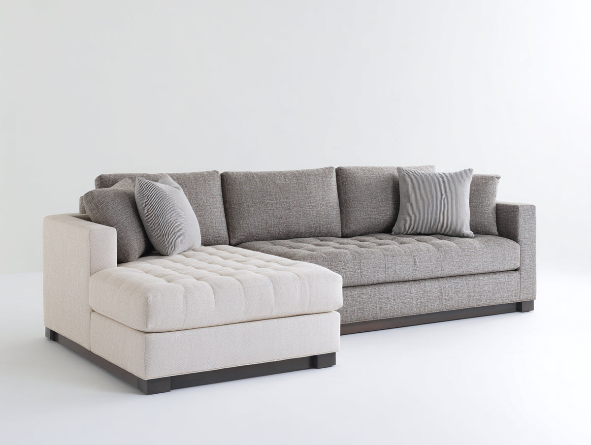 Ecksofa 300x180x85 cm Stoffbezug Grau Weiß Ottomane Modernes Design